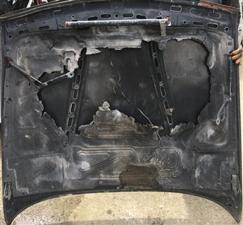 BMW E34 1987-1995 Motor Kaputu-1 (2)