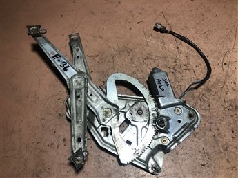 BMW E34 1988-1995 Sol Arka Kapı Cam Krikosu 513519440719