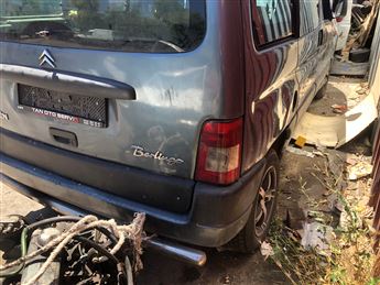 Citroen Berlingo 2002-2008 Tek Kanat Bagaj Kapağı