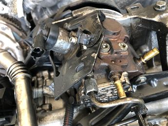 Citroen C3 C4 C5 Berlingo 1.6 HDİ (Dv6) Mazot Pompası Bosch 0445010102