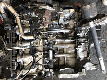 Citroen C3 C4 C5 Berlingo 1.6 HDİ (Dv6) Mazot Pompası Bosch 0445010102