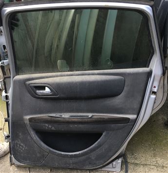 Citroen C4 2008 Sedan Sağ Arka Kapı