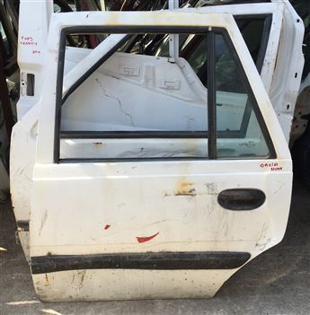 Dacia Nova 1995-2000 Çıkma Sol Arka Kapı
