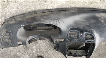 Daewoo Nubira 1998 Göğüslük Torpido