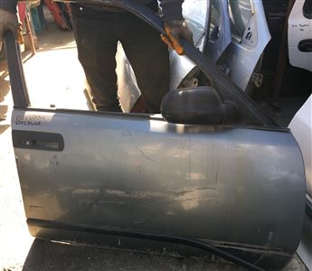 Daihatsu Applause Sağ Ön Kapı