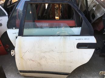 Daihatsu Applause Sol Arka Kapı