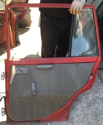 Daihatsu Cuore 1990-1993 Sağ Arka Kapı