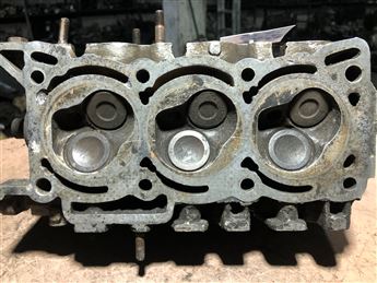Daihatsu Hijet 0.8 6V 1986-94 Silindir Kapağı (2)