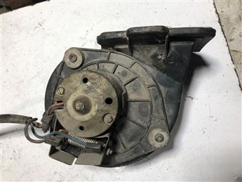 Fiat 126 Bis Kalorifer Fan Motoru 334090011