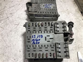 Fiat Albea Palio 1.3 JTD Dış Sigorta Panosu 46768202 (2)