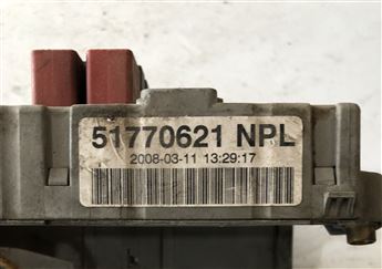 Fiat Doblo 1.3 Sigorta Kutusu 51756263 51770621 NP