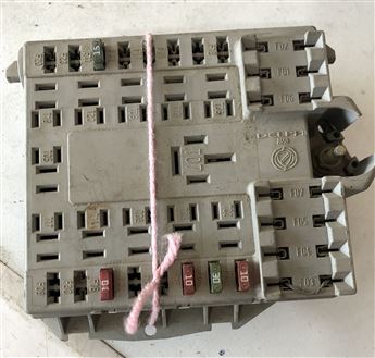 Fiat Doblo 1.9 TJD Sigorta Kutusu Soketi 46752706