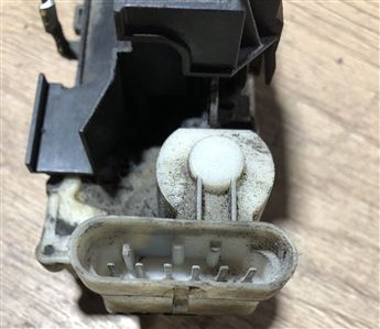 Fiat Doblo 2000-2010 Sağ Ön Kapı Kilidi (6 Pin)