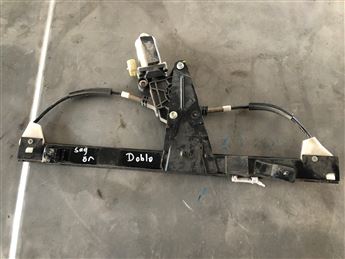 Fiat Doblo 2004-2010 Sağ Ön Kapı Cam Krikosu