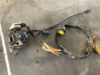 Fiat Doblo 2004-2010 Sağ Ön Kapı Kilidi (2)