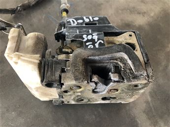 Fiat Doblo 2004-2010 Sağ Ön Kapı Kilidi (2)