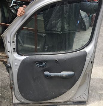 Fiat Doblo 2004-2010 Sağ Ön Kapı