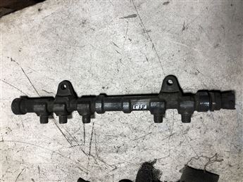 Fiat Doblo Fiorino Punto Linea 1.3 JTD Rail Borusu 0445214217 BOSCH