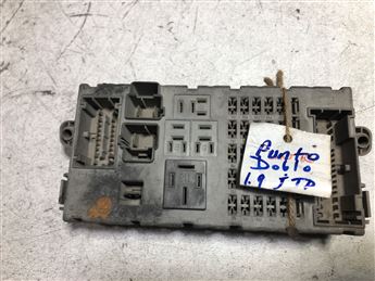 Fiat Doblo Punto MK2 Sigorta Kutusu 51735170 npl (2)