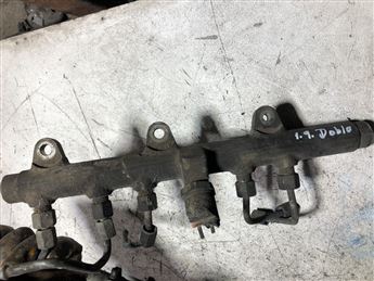 Fiat Doblo Punto Stilo 1.9 JTD Rail Borusu 0445214016 BOSCH