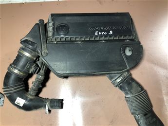 Fiat Egea Linea Grande Punto 1.3 JTD Euro 5 Hava Filtre Kutusu 51946045