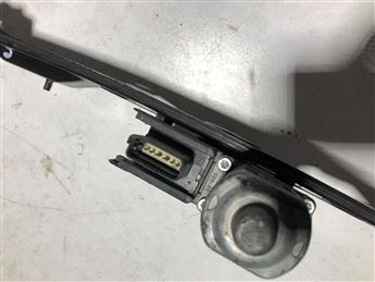 Fiat Fiorino Nemo Bipper Sağ Ön Kapı Cam Krikosu