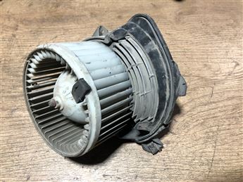 Fiat Grande Punto Evo Corsa D (Dijital Klimalı) Kalorifer Fan Motoru (Orjinal) (2)