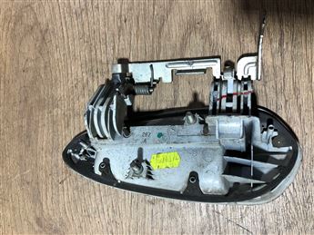 Fiat Grande Punto EVO Sağ Ön Dış Açma Kolu