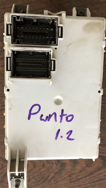 Fiat Punto 1.2 Sigorta Kutusu 00519624830 F12-AM43