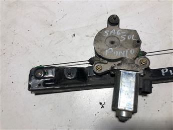 Fiat Punto (188) 1999-2007 Sağ Ön Kapı Cam Krikosu 46536311
