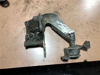 FİAT Tempra Tipo 2.0 Motor Kulağı Ayağı Braketi