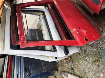 Fiat Uno Sağ Arka Kapı