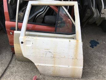 Fiat Uno Sağ Arka Kapı