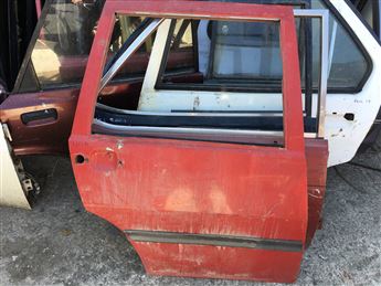 Fiat Uno Sağ Arka Kapı