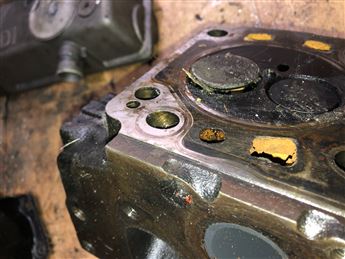 Ford Connect 1.8 TDCİ (75'lik) Motor Silindir Kapağı (Pay Var)