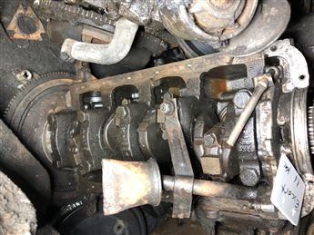 Ford Escort 1.6 CL Karbüratörlü Yarım Motor