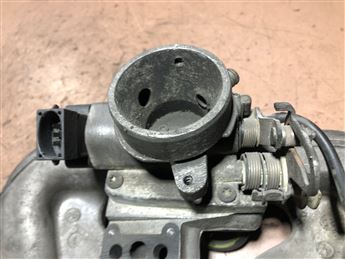 Ford Escort 1.6 EFİ Motor 1993-1998 Gaz Kelebeği