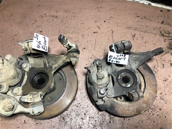 Ford Escort 1986-1990 Sağ Ön Taşıyıcı Porya