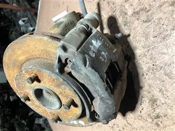 Ford Escort 1991-2000 Sağ Ön Fren Kaliperi