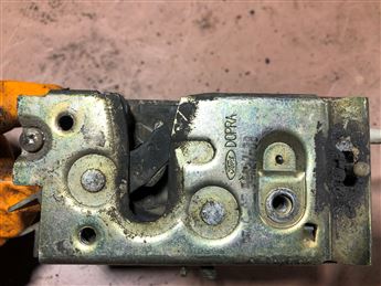 Ford Escort 1991-2000 Sol Arka Kapı Kilidi 93GB-220A20-BA