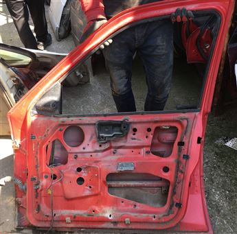 Ford Escort 1993-2000 Sağ Ön Kapıı