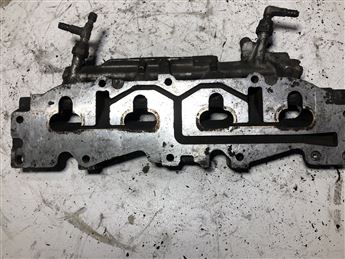 Ford Escort Enjektör Flanşı