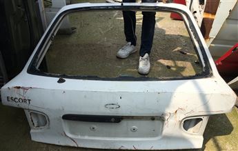 Ford Escort HB Çıkma Bagaj Kapağı