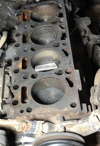 Ford Escort KA 1.3 Enj Yarım Motor