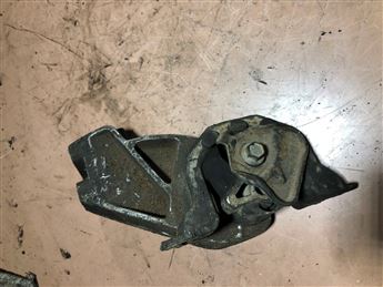 Ford Escort Motor Takozu Bağlantı Braketi (95AB6031AA)