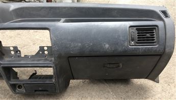 Ford Eskort 1.3 1986-90 Göğüslük Torpido