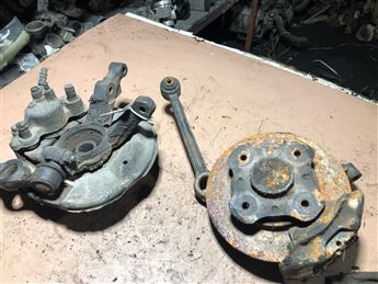 Ford Festiva Sağ ÖN Taşıyıcı