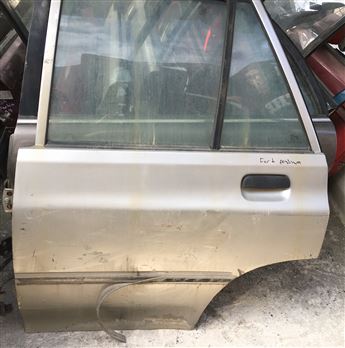 Ford Festiva Sol Arka Kapı