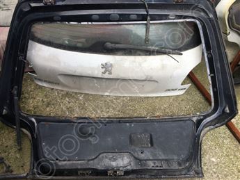 Ford Fiesta 1996-19999 Çıkma Bagaj Kapağı