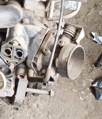 Ford Focus l 1.6 1999-2005 Gaz Kelebeği-Boğaz Kele